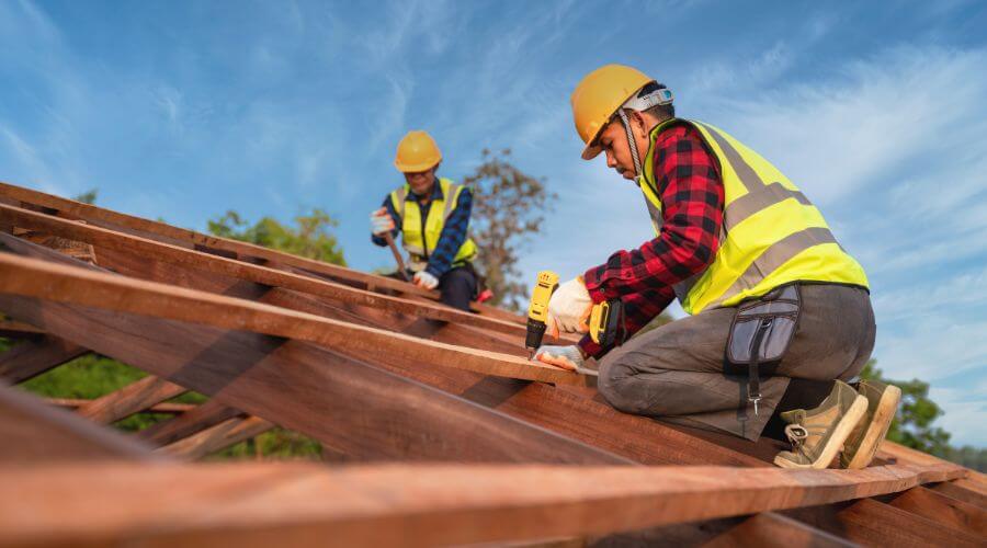 Professional Flat Roofing Installation services in Livingston, IL